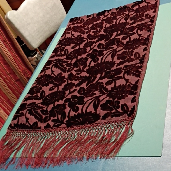 Elegant Floral Burgundy Scarf/Wrap Special Event Velvet Burnout Chic Long Fringe - Picture 2 of 8
